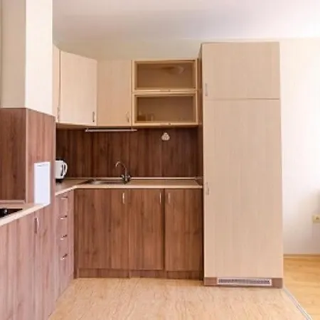 Alex Beach Apartmenthouse شقة سفيتي فلاس